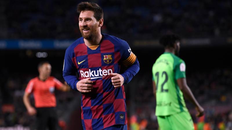 Messi demands Abidal name names after dressing room criticism