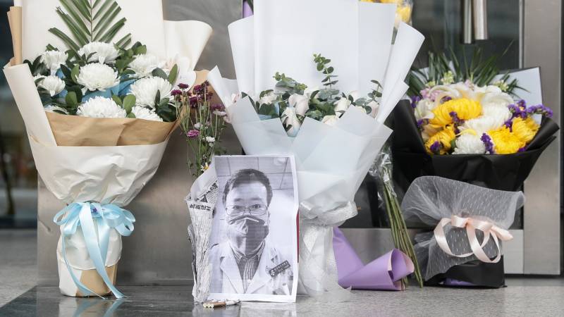 Death of Chinese doctor fuels anger, demands for change