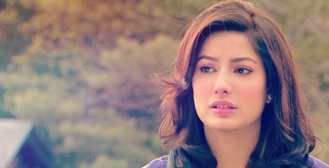 Mehwish Hayat supports public hanging of child abusers