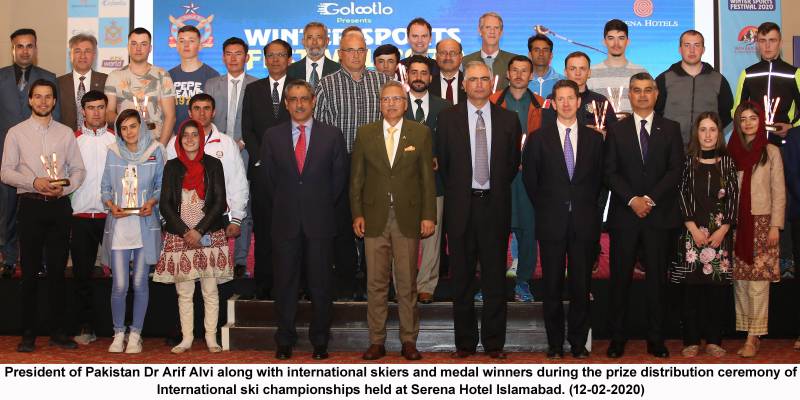 Prize distribution ceremony for two international Ski events held