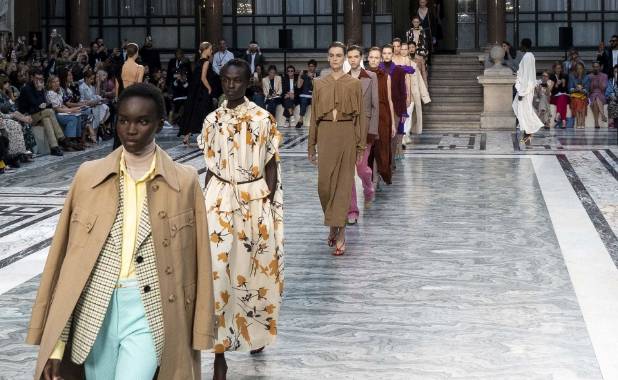 60-show London Fashion Week kicks off