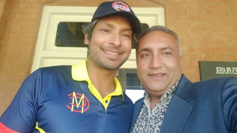 Cricket-hero Pakistani bus driver meets Kumar Sangakkara