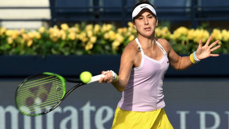 Bencic soars, then crashes in Dubai