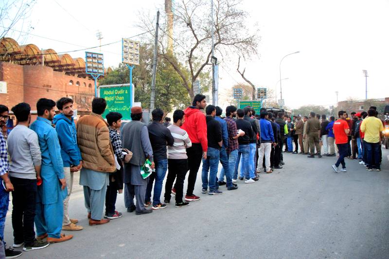 In pictures: Sheraz Ahmad captures cricket lovers in and around Gaddafi Stadium