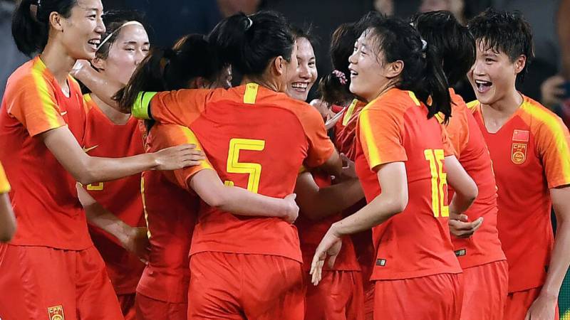 China's 'Steel Roses' footballers defy virus to lift spirits