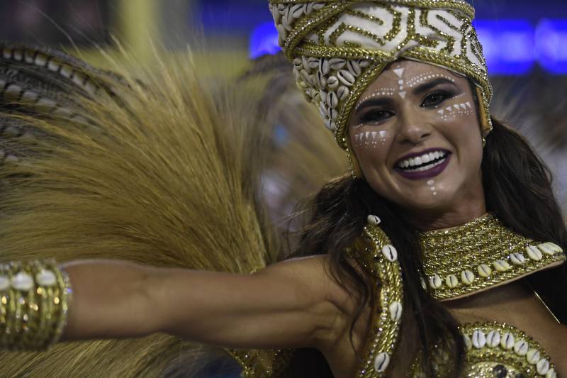 Sequins, skin and politics as Rio carnival opens