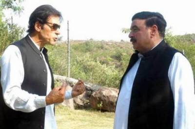 PM summons Sheikh Rashid over Rohri rail tragedy