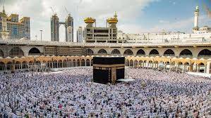 Saudi Arabia completely suspends 'umrah' over coronavirus fears