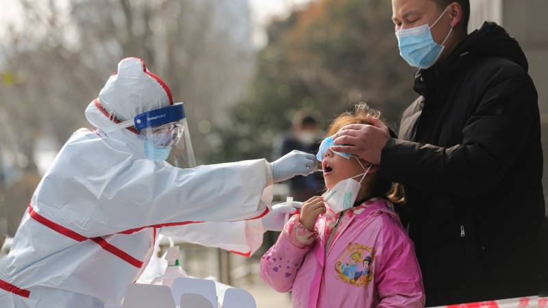 China seeks to recast itself from virus pariah to helping hand