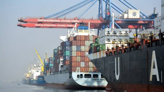 US trade deficit shrinks on falling China imports