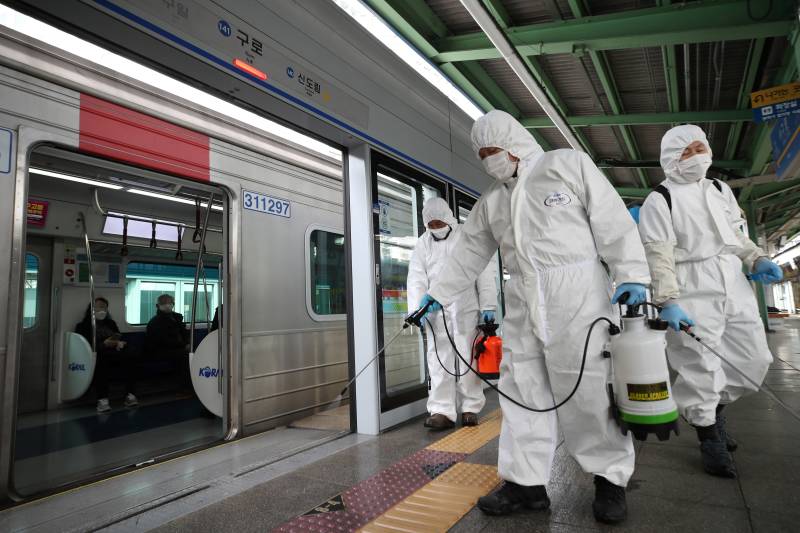 S Korea adds 114 virus cases, warns on Seoul cluster