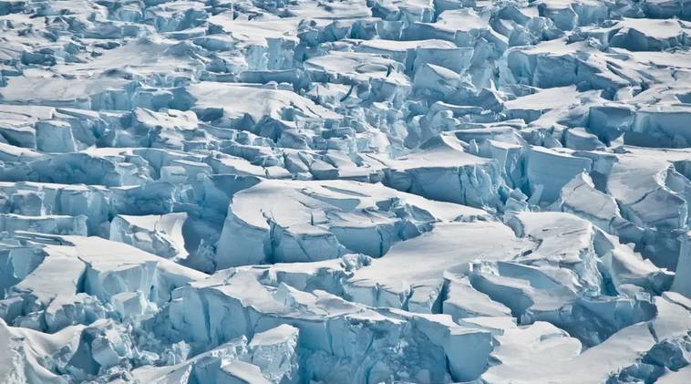 Six-fold jump in polar ice loss lifts global oceans