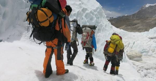 Everest shut down after Nepal suspends permits over virus