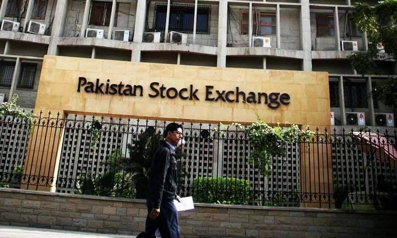 Pakistan Stock Exchange gains 866 points