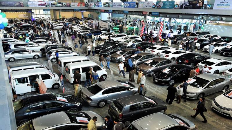 Car sales take a plunge amid COVID-19 lockdown