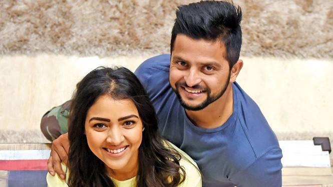 Spouses turn hairstylists: Now Suresh Raina’s wife takes the scissors