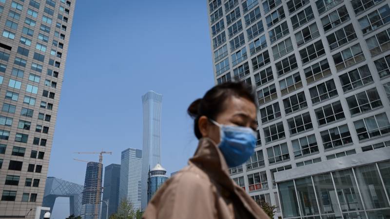 China foreign trade drops as pandemic drags outlook