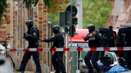 Germany arrests five Tajiks in suspected IS terror cell