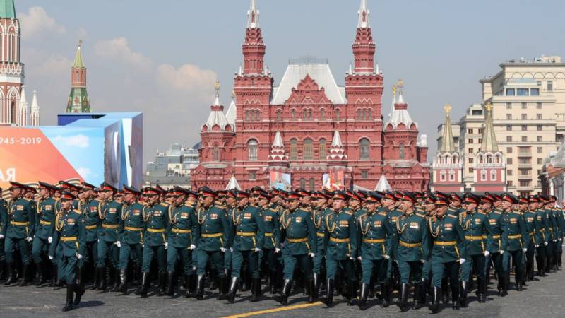 Russian veterans urge Putin to postpone WWII parade over virus