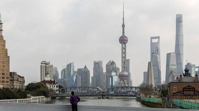 China suffers historic contraction as virus paralyses economy