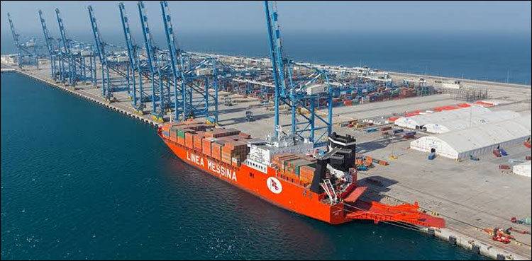 Pakistan allows transit of Afghan cargoes from Gwadar Port