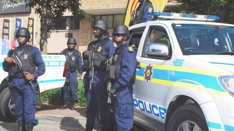 89 South African police arrested for flouting lockdown orders