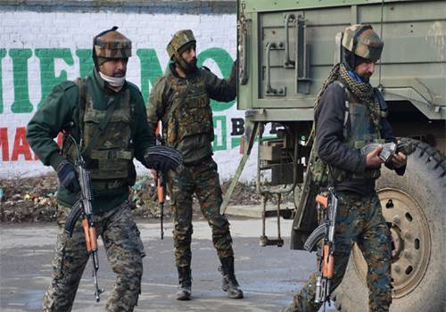 Indian colonel, major among seven killed in Held Kashmir gunbattle