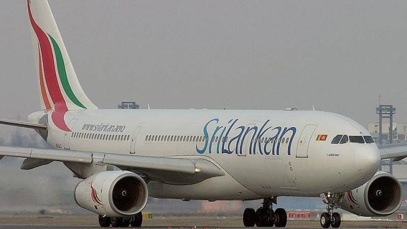 SriLankan Airlines flight lands in Karachi with stranded Pakistanis