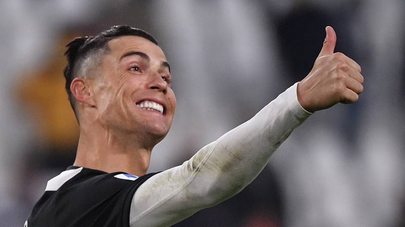 Ronaldo returns to Turin after coronavirus lockdown