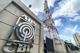 Philippines forces top media network off air