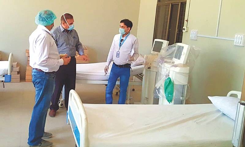 30 test positive for virus in Larkana after 8 of a family die ‘mysteriously’