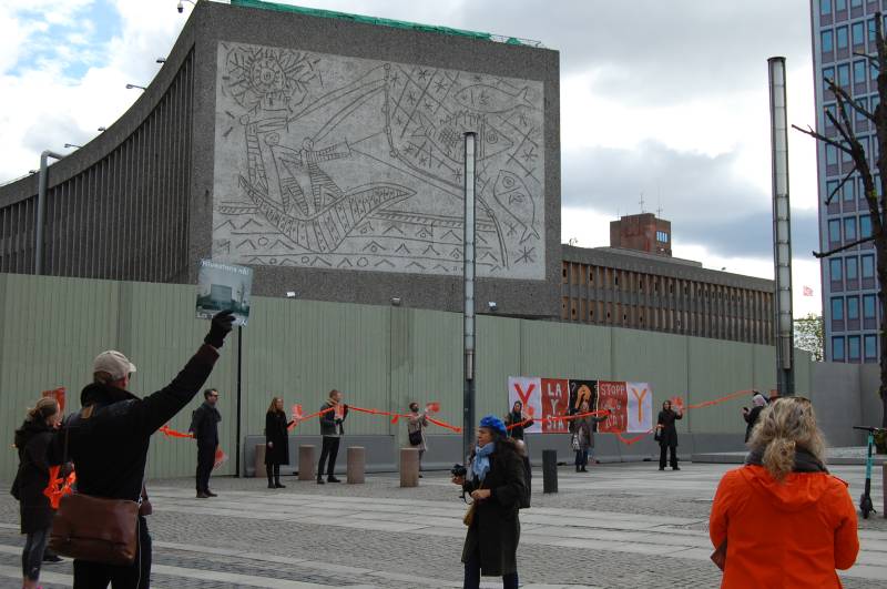 Last-ditch bid to save Oslo building with Picasso murals