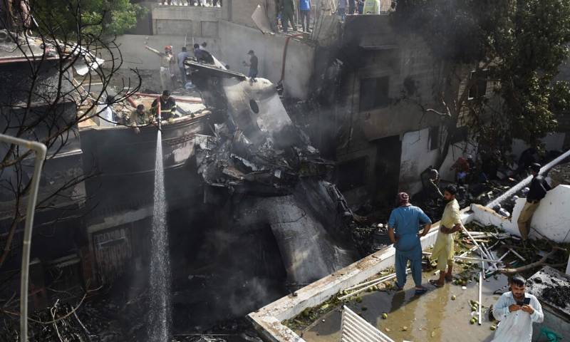 Govt names team to investigate PIA plane crash