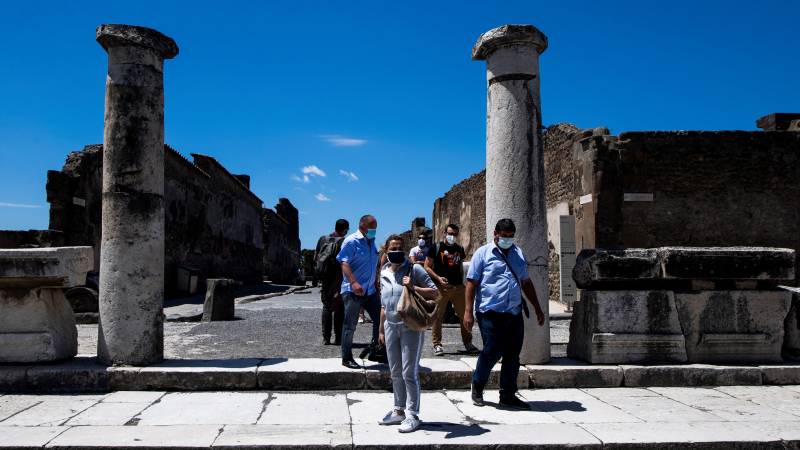 Iconic sites reopen as world eyes life after lockdown