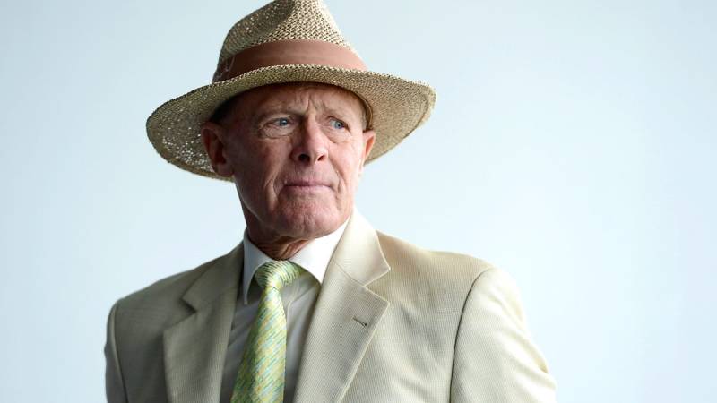 Geoffrey Boycott quits BBC Radio citing virus concerns