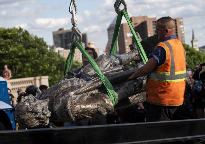 Christopher Columbus statue beheaded in Boston