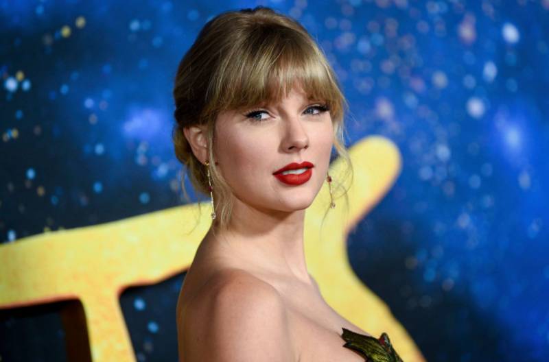 Taylor Swift calls for removal of monuments celebrating racist figures