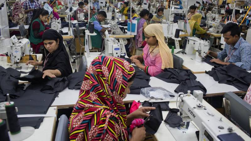 Apparel industry wants operations also on Saturdays to complete export orders