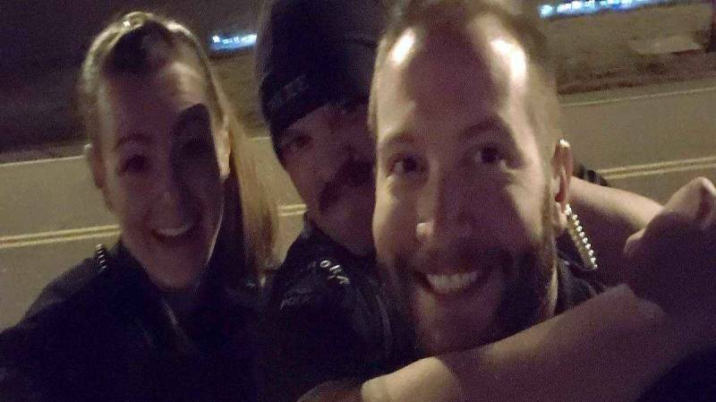 US officers fired over photo imitating chokehold on black man