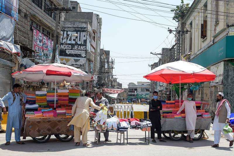 Number of coronavirus deaths drop in Pakistan