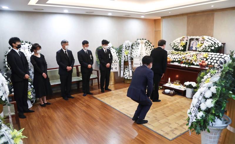 South Korea president under fire over sex offender's family funeral