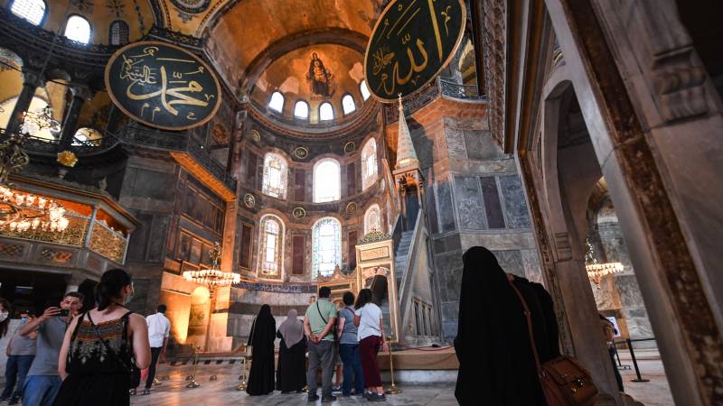 Hagia Sophia will open outside prayer time, says Turkey