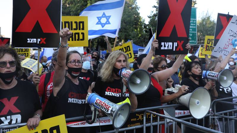 Thousands protest in Jerusalem, demand Netanyahu's resignation