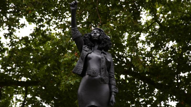 UK Black Lives Matter sculpture removed