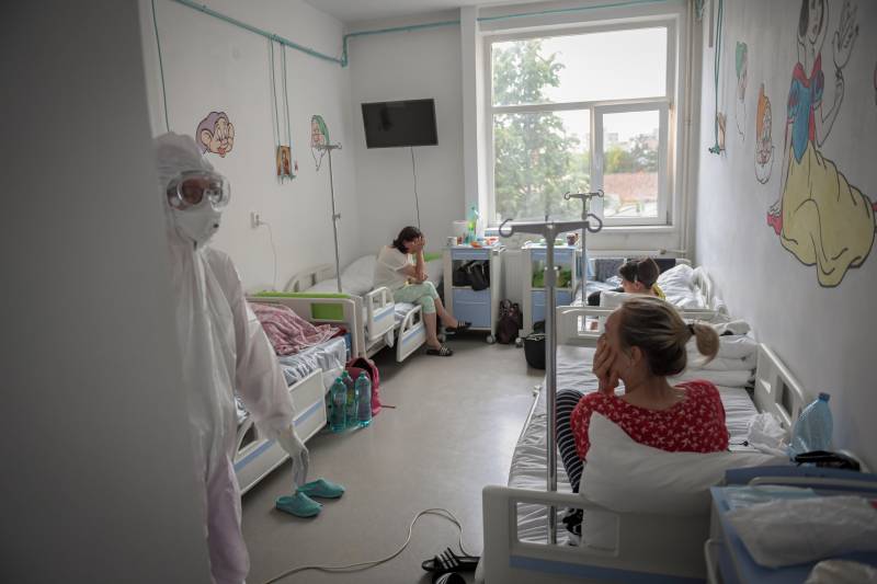 Romanian doctors fight surge in virus cases and conspiracy theories