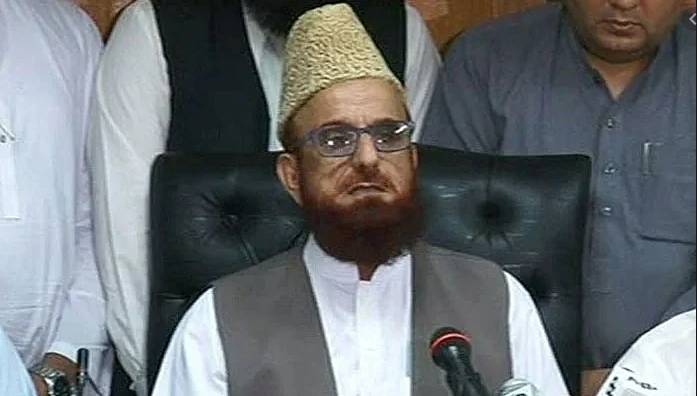 Mufti Muneeb calls for controlling social media, another Eid holiday