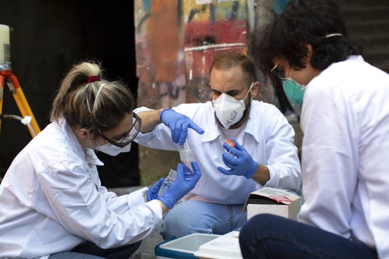 Brazil doctors volunteer to test coronavirus vaccines