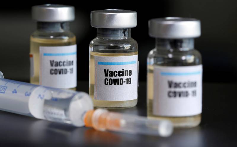 US says unlikely to use China, Russia virus vaccine as race heats up