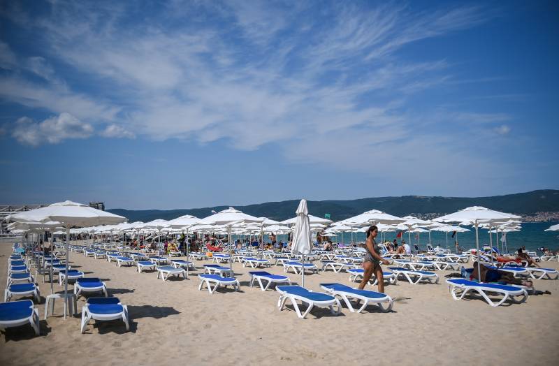 Virus lays waste to Bulgaria's tourist hotspot