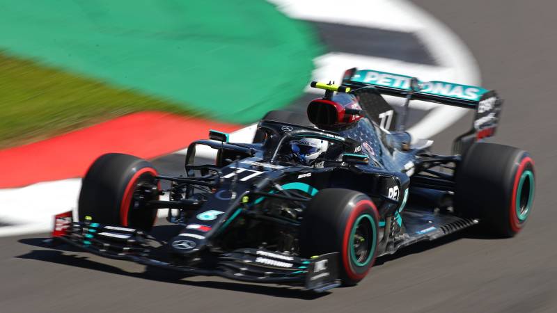 Bottas outpaces Hamilton as Mercedes set pace in Silverstone heat